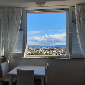 Apartament Kiki With A Sea View, Free Wifi, For 2 Persons, Zadar