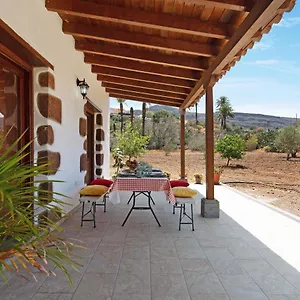 https://el-santa-lucia-de-tirajana.in-canary-islands.com