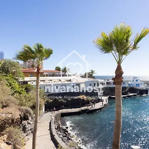https://seaside-candelaria.in-canary-islands.com