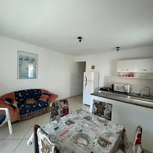 https://apartamento-aconchegante-na-praia.santa-catarina-brasil.com
